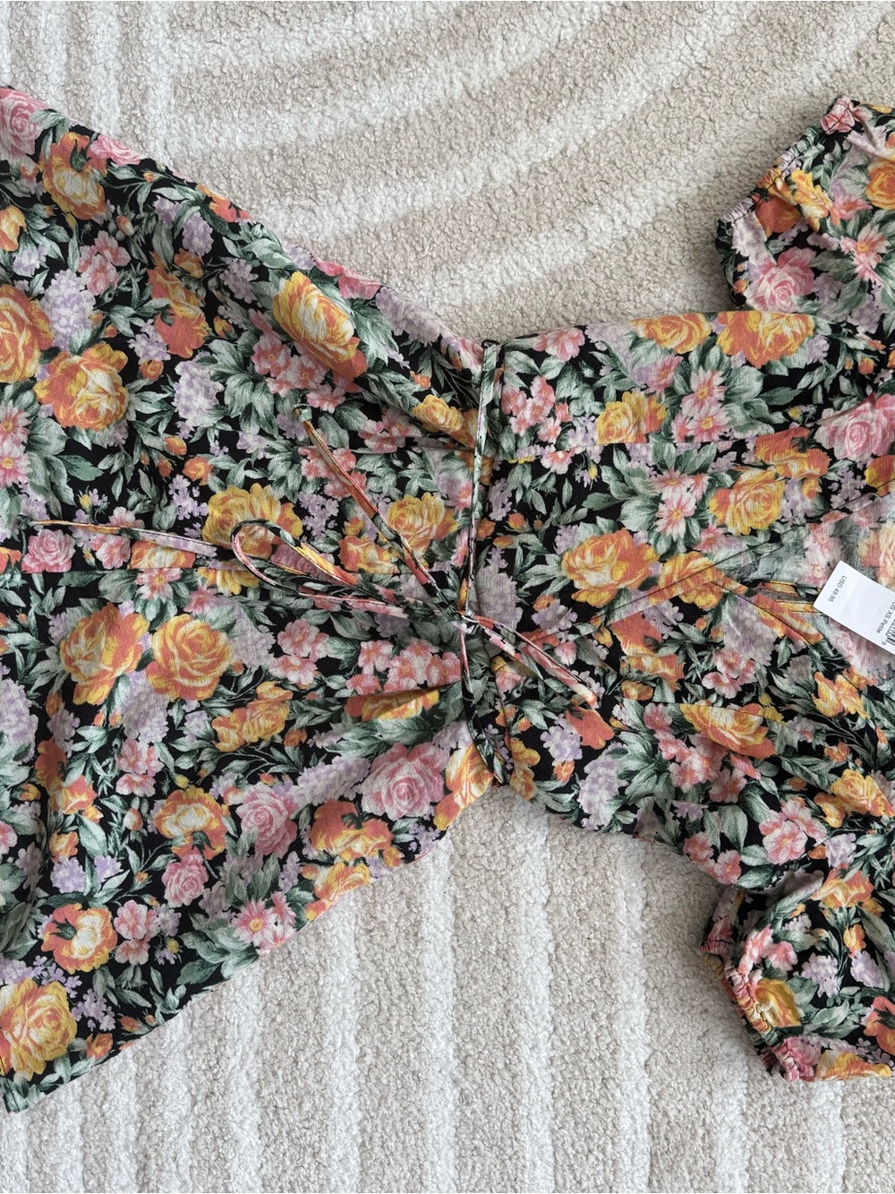 American Eagle Outfitters Floral Tie-Front